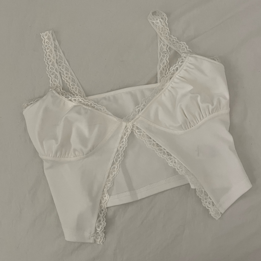 NWOT White lace top